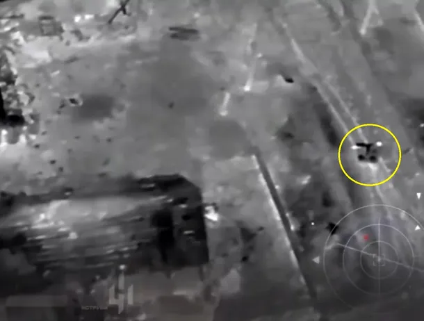 Video / Premieră pe front: confruntare nocturnă între un robot de luptă ucrainean și un militar rus