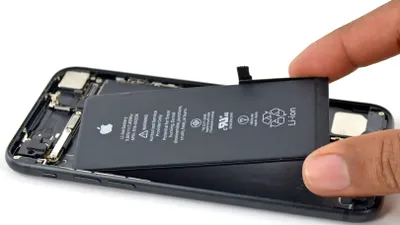 Apple confirmă noi probleme cu autonomia iPhone. Soluția nu este placul utilizatorilor