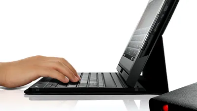 Lenovo ThinkPad Tablet, o tabletă convertibilă cu toate cele