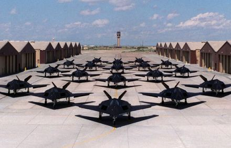 F-117 Night Hawk