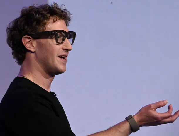 Meta plănuiește o nouă actualizare înfricoșătoare pentru ochelarii săi inteligenți: recunoaștere facială