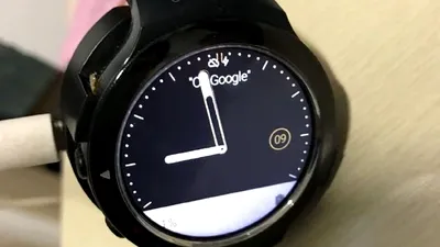 Smartwatch-ul HTC Halfbeak apare din nou în fotografii neoficiale [FOTO]