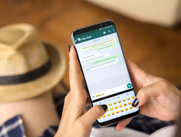 Bug descoperit în WhatsApp: un simplu mesaj primit îți poate închide aplicația de Android