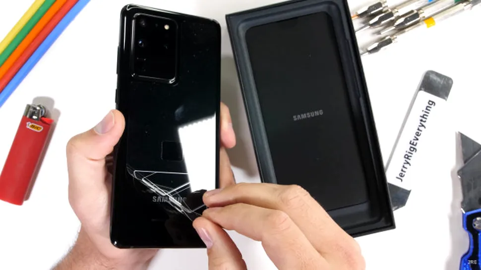 Galaxy S20 Ultra 5G: cât de rezistent este noul flagship Samsung cu preţ de 1400 dolari?