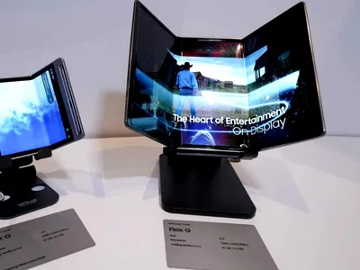 Samsung a confirmat lansarea telefonului tri-fold și a căștii XR în acest an