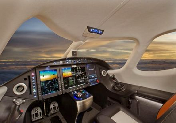 Eclipse 400 - instrumentele de bord