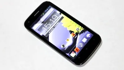 E-Boda Eruption V200 - smartphone echilibrat la un preţ bun