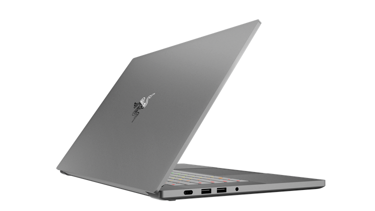 Razer Blade 15 Mercury White