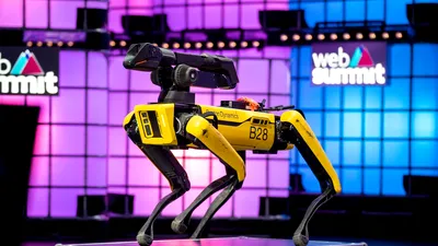 Boston Dynamics acuză Ghost Robotics că i-a furat câinele (robot)