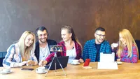 Primul job, o provocare pentru tinerii români. Domeniile alese și obstacolul pe care îl întâlnesc