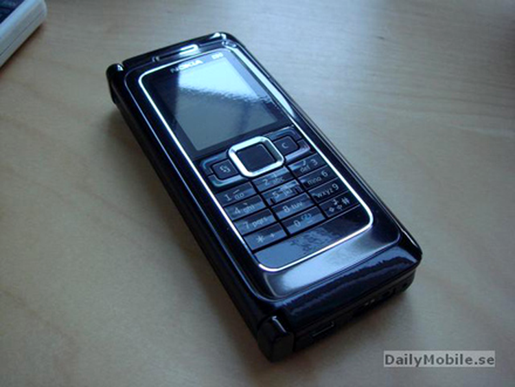 Nokia E90 Black Edition 