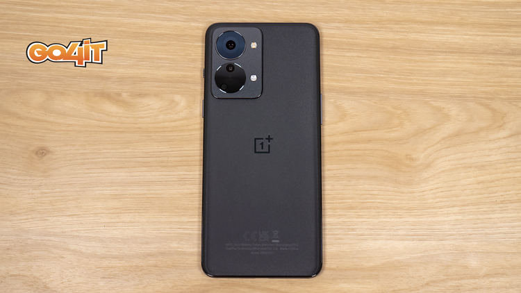 OnePlus Nord 2T back center