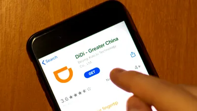 Didi, cel mai mare rival Uber, scos din magazinele de aplicații din China la ordinul autorităților