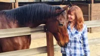 Victoria Principal, actrița din Dallas, și-a sărbătorit ziua de naștere la ferma de cai. Legătura specială pe care vedeta o are cu animalele