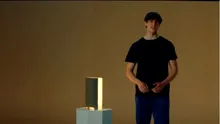 Un tânăr de 19 ani a strâns 11 milioane de dolari pentru un startup. Compania produce un computer cu AI, dar fără ecran