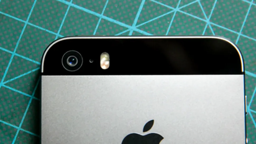 Apple pregăteşte îmbunătăţiri pentru camera foto din iPhone cu oameni şi tehnologii noi