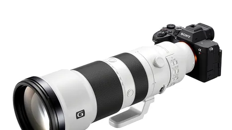 FE 400-800mm F6.3-8 G OSS, primul obiectiv Super Telephoto Zoom G Lens de 800 mm de la Sony