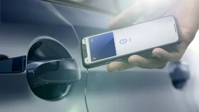 Apple CarKey: vei putea porni mașina doar cu telefonul. Ce faci dacă rămâi fără baterie?