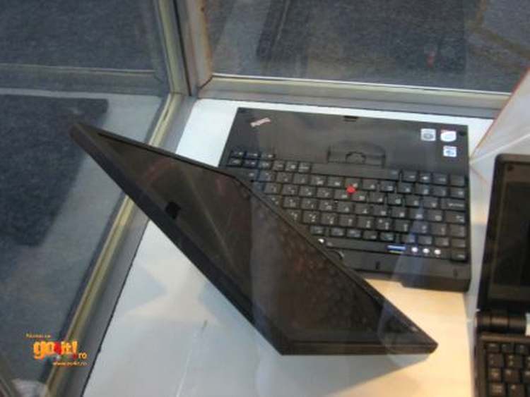 Lenovo X61 - un profesionist la CERF 2008