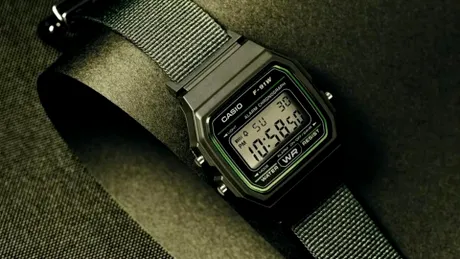 Casio lansează în Europa seria F-91WF cu curele textile din materiale reciclate, la un preț dublu față de modelul clasic