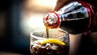 Ce se întâmplă în corpul tău dacă bei Coca-Cola în fiecare zi! Cum afectează sănătatea pe termen lung