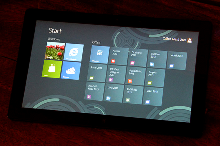 Office 2013, rulat pe o tabletă cu Windows 8