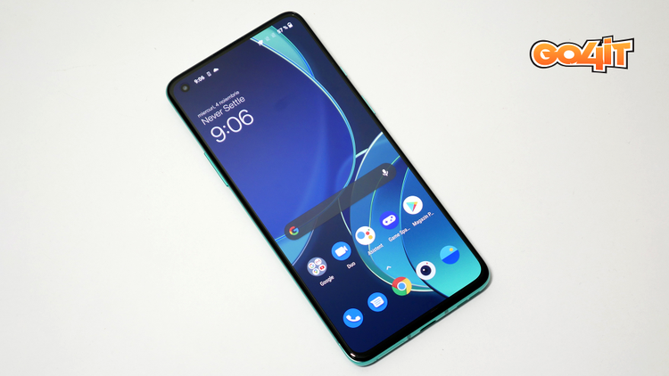OnePlus 8T front
