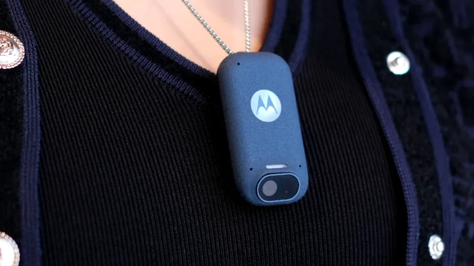 Project Maxwell, accesoriul purtabil cu AI de la Motorola care vede și aude pentru tine