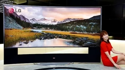 LG şi Samsung vor prezenta primele televizoare UHD curbate de 105