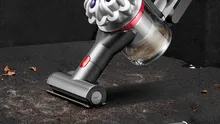 Cel mai puternic aspirator de mână. Are un motor care atinge până la 110.000 rpm