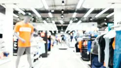 Consiliul Concurenței analizează o tranzacție pe piața de articole sportive. Retailerii operează și magazine online