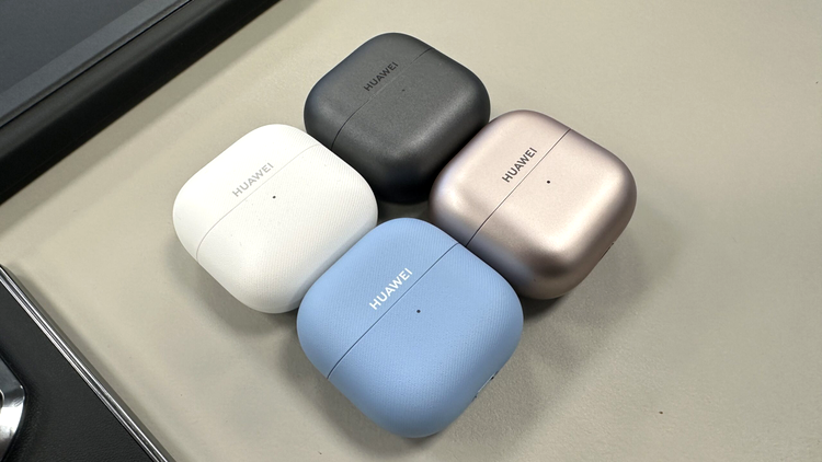 căști open-ear gândite pentru toată ziua