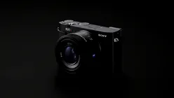 Sony RX1R III: Cameră compactă full-frame cu senzor de 61MP, obiectiv Zeiss și vizor OLED