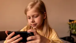 TikTok ajunge la primul acord cu un stat privind acuzațiile legate de siguranța adolescenților: va plăti 100 de milioane de dolari și va limita utilizarea zilnică de către copii