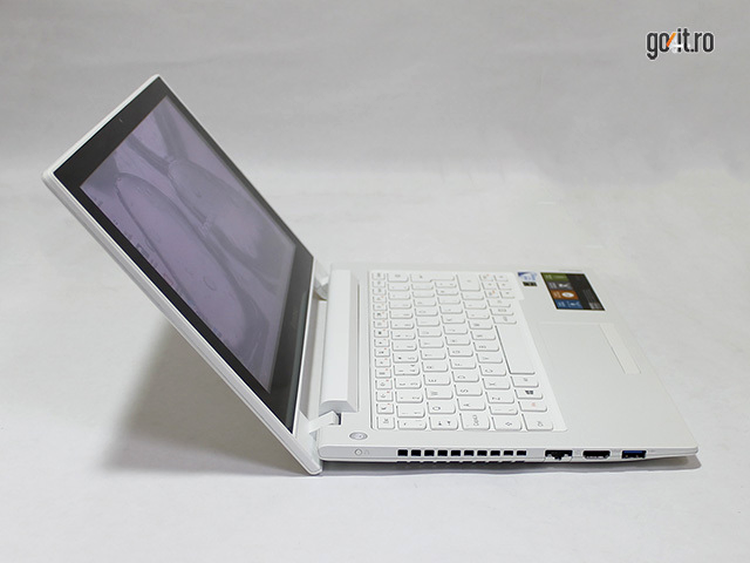 Lenovo IdeaPad S210 - ughiul maxim de deschidere a ecranului