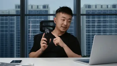 Carl Pei, co-fondator OnePlus și actualmente CEO Nothing, a publicat un review pentru OnePlus 11. VIDEO
