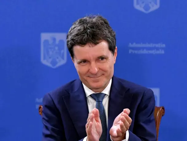 Președintele Nicușor Dan cere consultarea specialiștilor privind interzicerea accesului copiilor la rețelele de socializare
