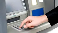 TAXĂ la bancomat. Avertisment pentru cei care retrag bani cash de la ATM. Veți plăti obligatoriu