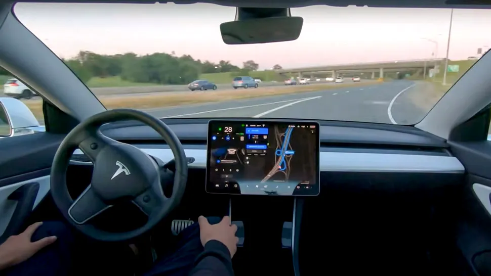 Tesla impune documentarea video a sesiunilor Full Self Driving