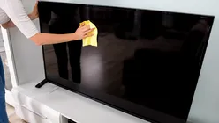 Cum cureți ecranul unui televizor fără să-l deteriorezi. Instrucțiuni de la Samsung și LG