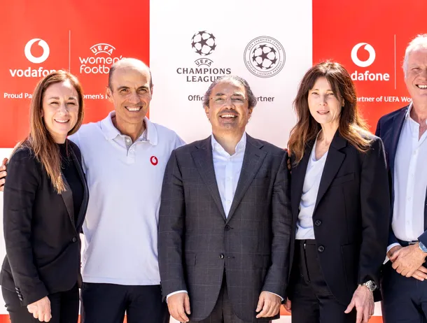 Vodafone a încheiat un parteneriat cu UEFA și UC3 pentru a susține viitorul fotbalului masculin și feminin (P)