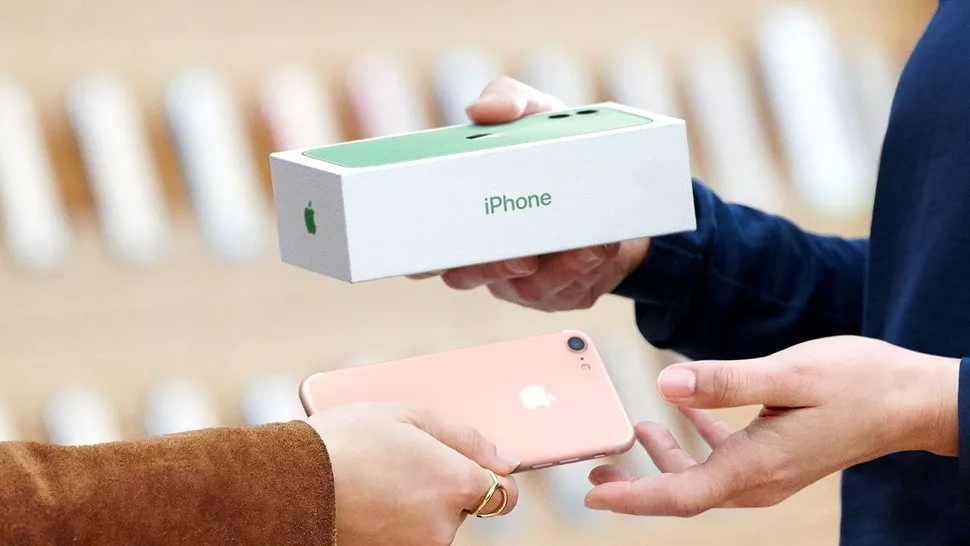 Apple scade valoarea la trade-in a modelelor mai vechi de iPhone