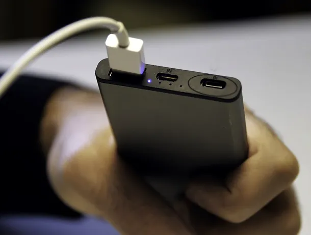 Japonia interzice utilizarea bateriilor externe în avion din 24 aprilie, după incidente de securitate