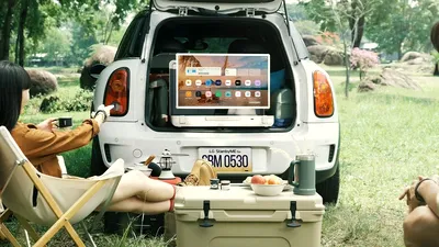 LG lansează StanbyME Go, un televizor portabil livrat într-o valiză. VIDEO