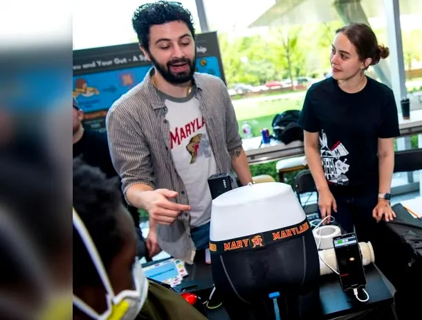 Cercetătorii dezvoltă „lenjerie intimă inteligentă” pentru a monitoriza flatulența purtătorului. Câte eliberări de gaze sunt normale pe zi?