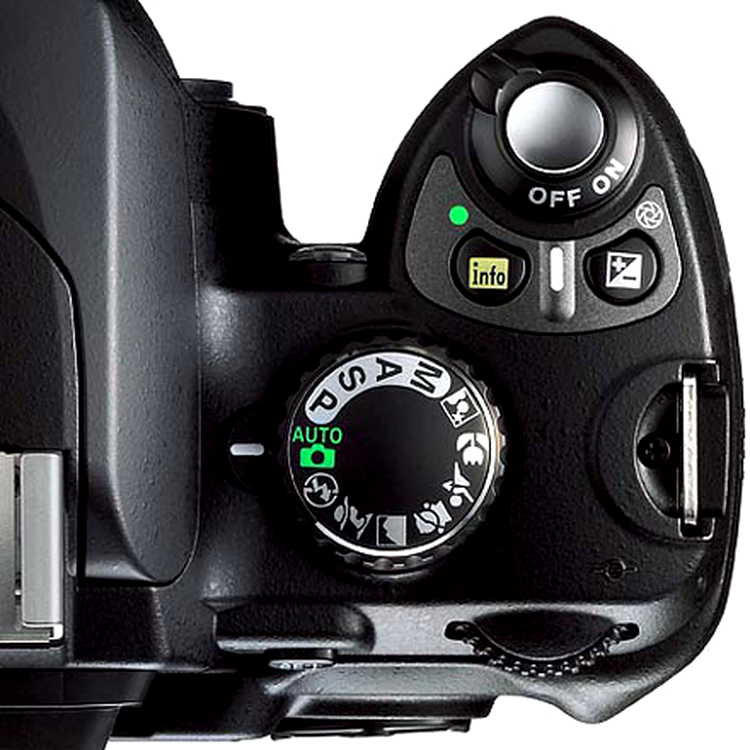 Nikon D40