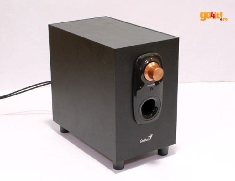 Genius SW-U2.1 200 - potenţiometrul de volum