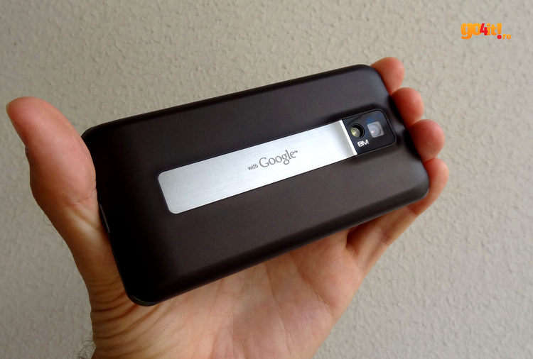 LG Optimus 2x