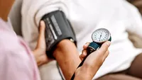 Tensiunea arterială după 40, 50 și 60 de ani: ce valori sunt normale și când trebuie mers la medic