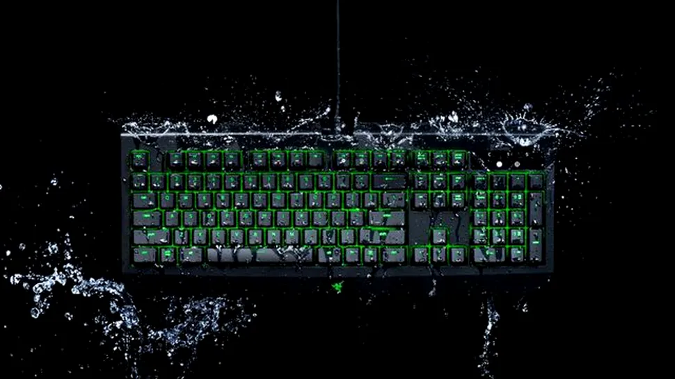 Razer lansează BlackWidow Chroma, prima sa tastatură rezistentă la lichid şi praf